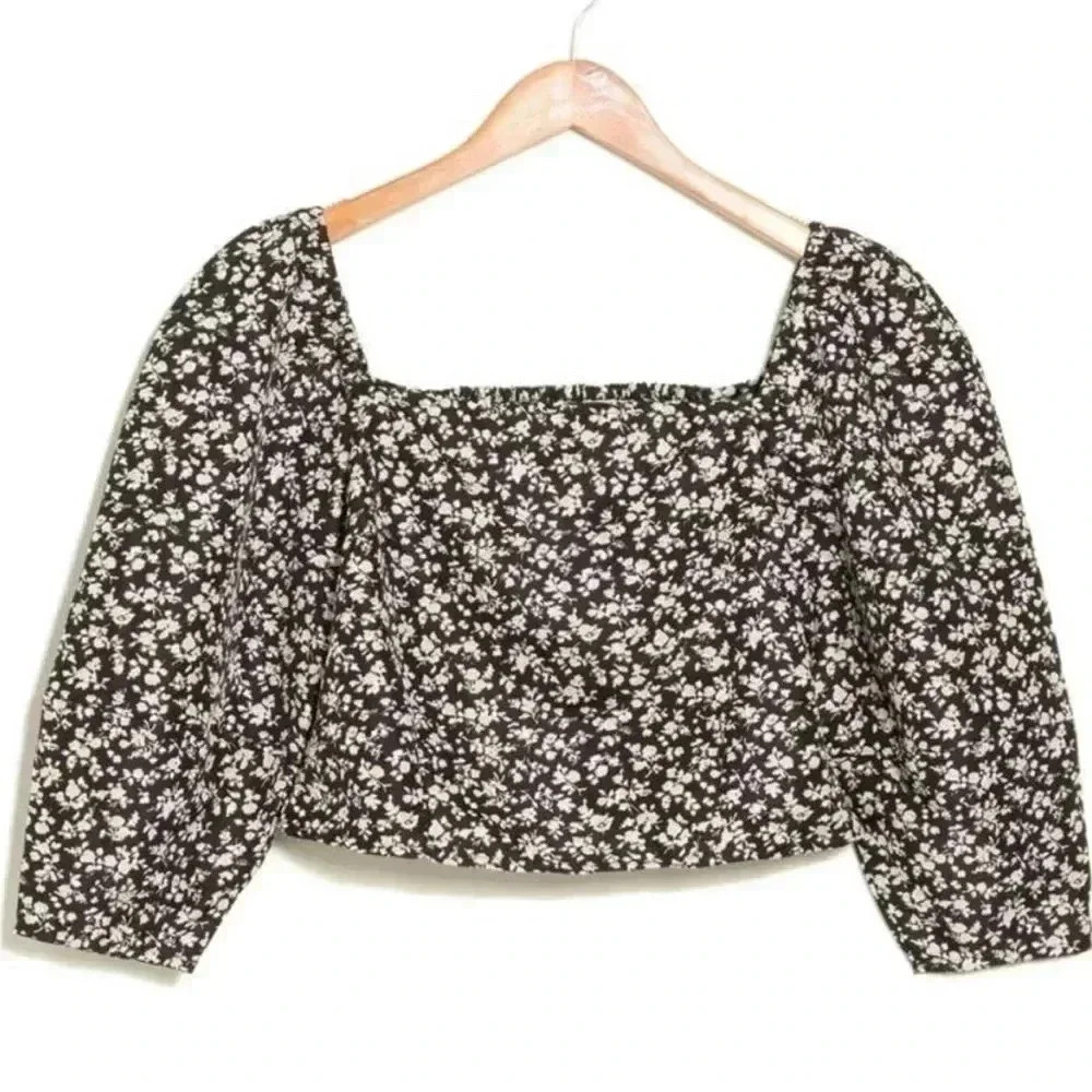 Levi's Women's 3/4 Sleeve The Statement Blouse Standard Fit Sz. Small NWT - Picture 2 of 8